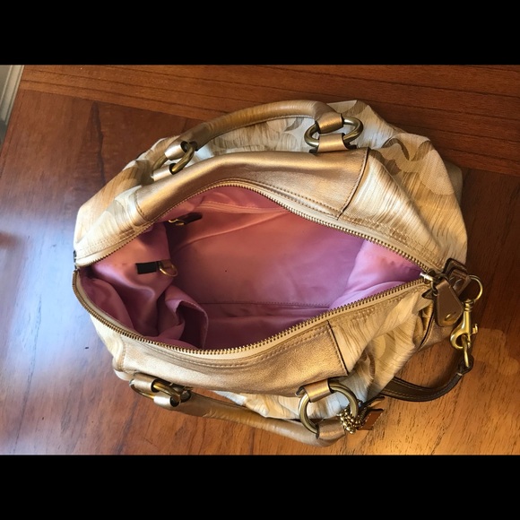 Gold Coach Bag - Picture 4 of 8